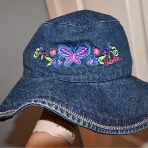 4 for $20 sale😽💨 💖BARBIE bucket hat